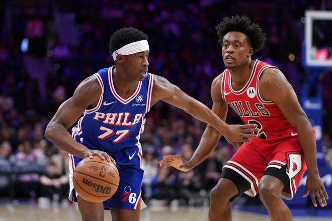 恩比德乔治复出率队狂胜公牛 76人轰157分终结4连